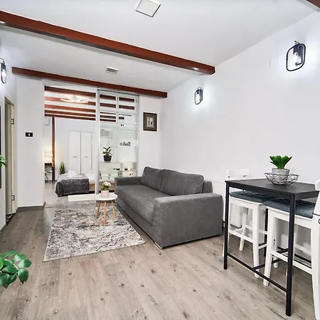 Apartment Jenni House